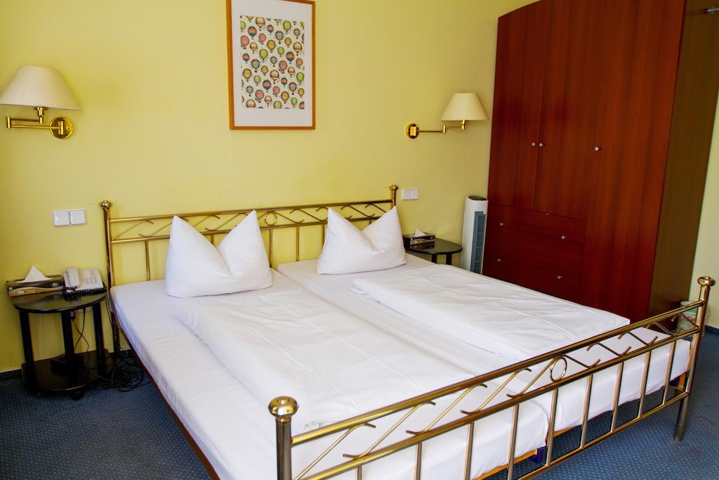 Heidekrug Hotel Oberursel Szoba fotó